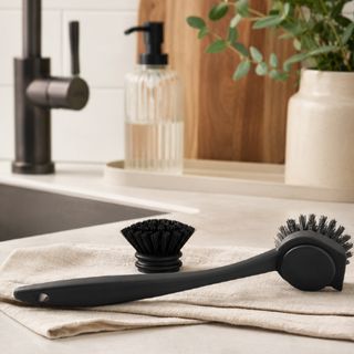 SPRIG DISH BRUSH WITH BIOPLASTIC BRUSH HEAD