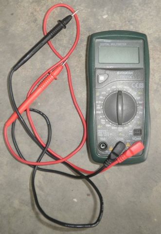 Manual Ranging Digital Multimeter