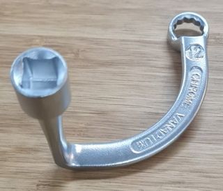 Special Wrench 3/8" Drive - 12mm (VW)