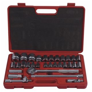 32 Piece Socket Kit