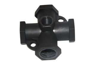 Cross 1/2 inch FMPT x 1/4 in gauge port