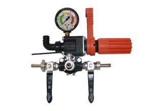 Sting 3 way pressure regulator & gauge