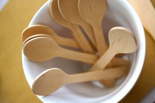 Wooden Dessert Spoons Pkt 100