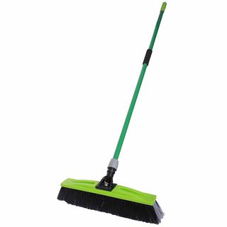 Sabco Professional. 450 Roughsurface Broom