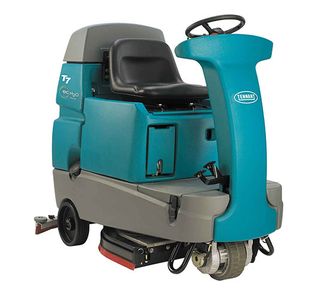 Tennant T7 Ride On Scrubber 800mm disc