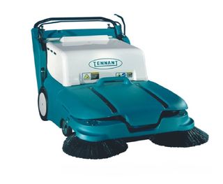 TENNANT 3640 - LARGE WALK BEHIND BATTERY SWEEPER