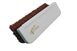 UNIVERSAL CLOTHING, LINT & TABLE BRUSH