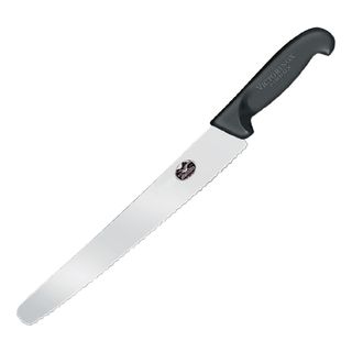 VICTORINOX SERRATED PASTRY KNIFE - C663 - EACH