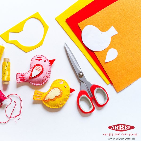 Two birds made of felt