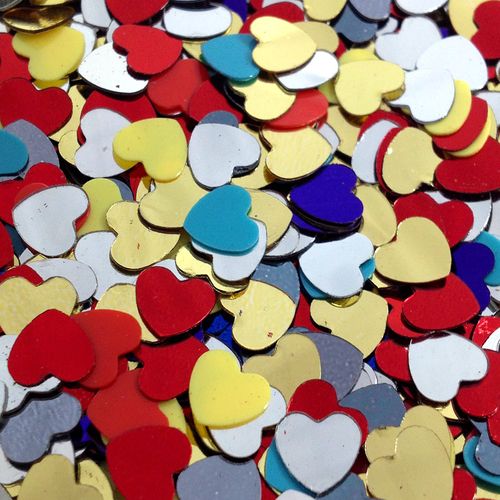 Scatters Small Hearts Assorted 35g