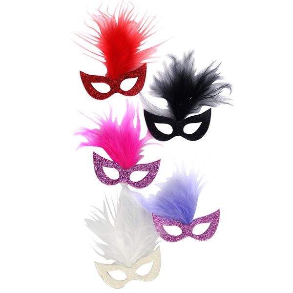 Jenni B Party Masks Red-Black 5Pcs