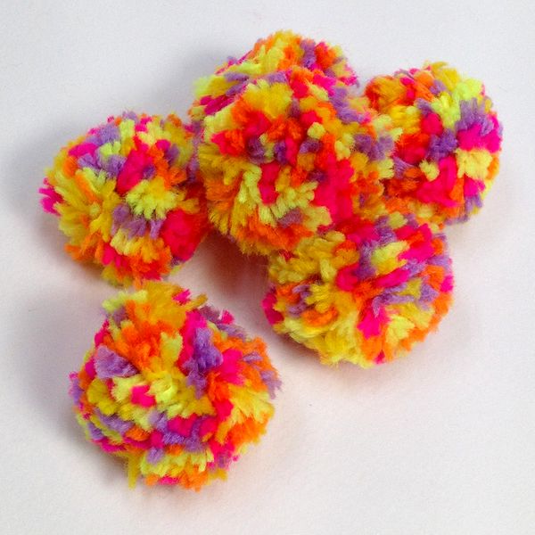 Yarn Pom Poms 40mm Assorted Pkt 6