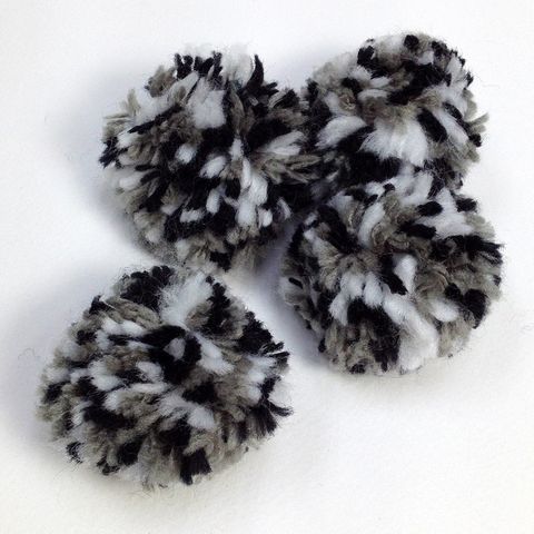 Yarn Pom Poms 50mm Assorted Pkt 4