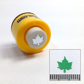 Craft Punch Mini - 10mm Maple Leaf