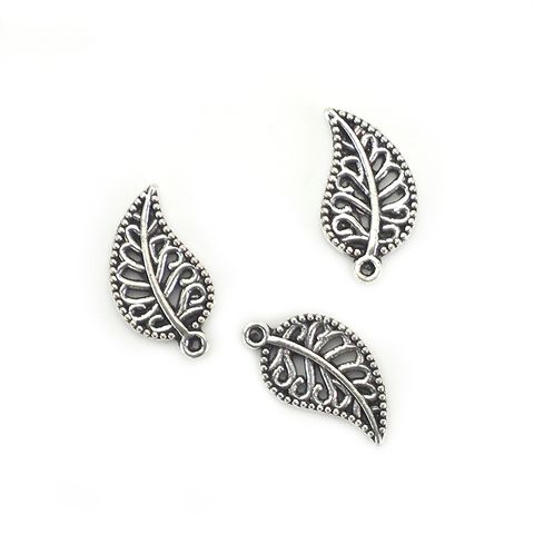 CHARM METAL SILVER LEAF 18MM 8PCS