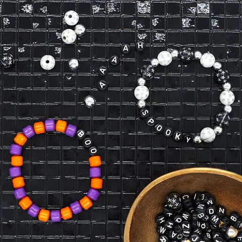 Bead Plastic Round Black   White 20G