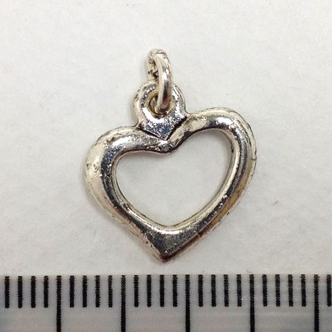 Metal Charms Heart Silver Medium Pkt2