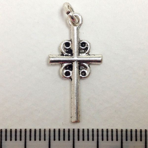 Metal Charms Cross Silver Medium Pkt 2