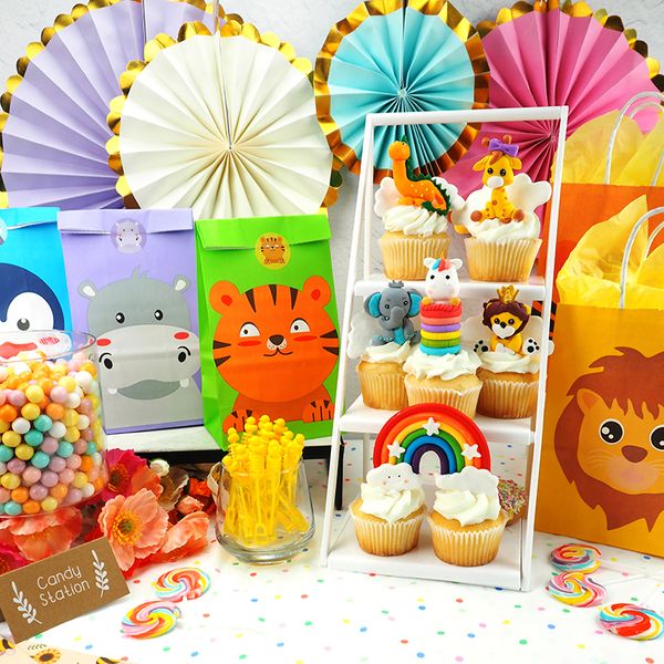 PAPER LOOT BAGS W STICKERS ANIMALS 8PCS