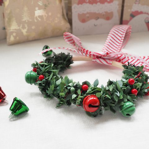 XMAS SLEIGH BELLS RED   GREEN 2CM 10PC