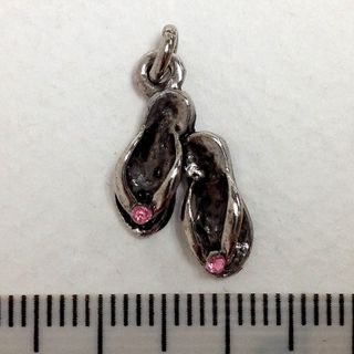Metal Charms Thongs Silver Med Pkt2