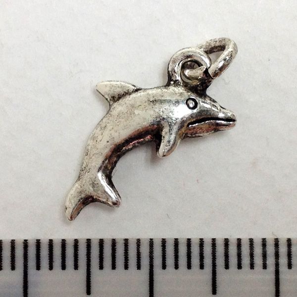 Metal Charms Dolphin Silver Med Pkt2