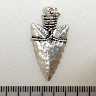 Metal Charms Arrowhead Silver Med Pkt2