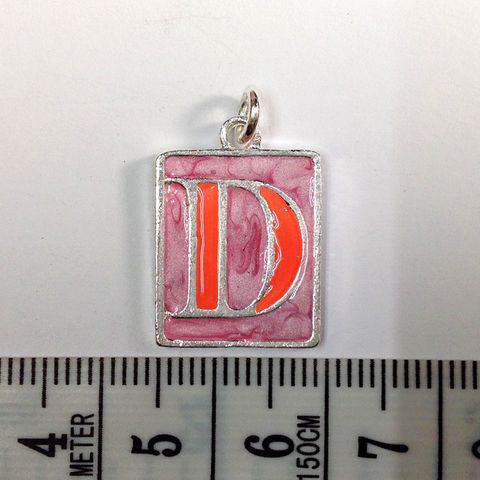 Metal Charms Initial D SiIver/Pink Pkt10