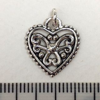 Metal Charms Heart Silver Medium Pkt 10