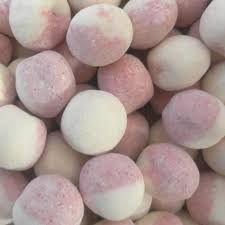 BRISTOWS STRAWBERRY & CREAM BON BONS