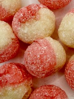 BARNETTS STRAWBERRY & CREME