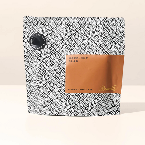 BENNETTS SLAB HAZELNUT DARK 140G
