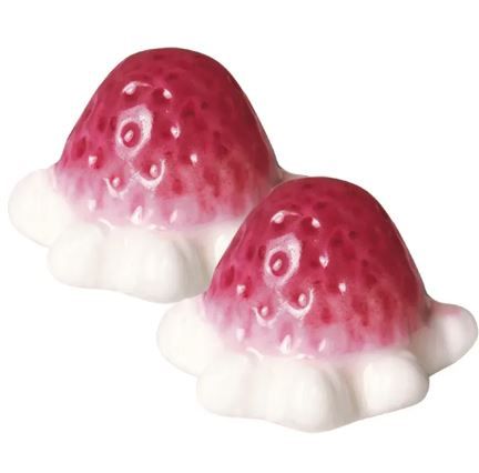 FILLED STRAWBERRIES & CREAM