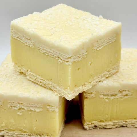 CUSTARD SQUARE FUDGE