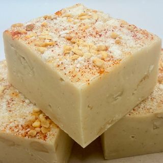 HOT HONEY PEANUT FUDGE