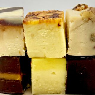 6 PIECE REMARKABLE FUDGE MIX