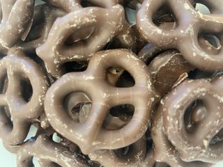 Dark Chocolate Pretzels