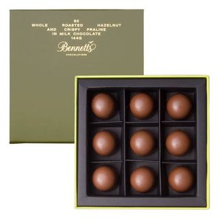 Bennetts Hazelnut & Praline Milk C.144g