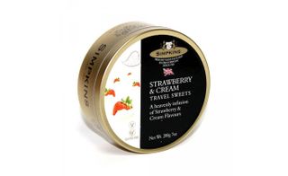 Simpkins Strawberry & Cream 200g