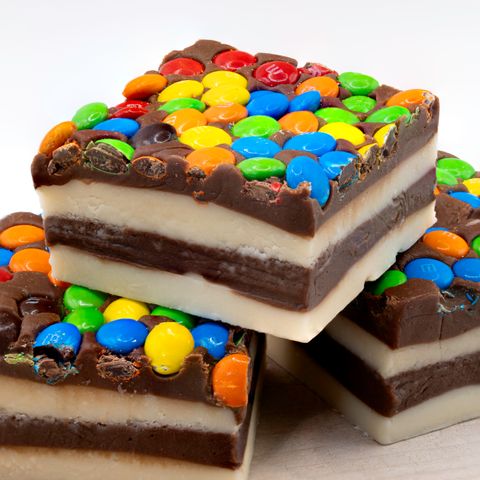 MINI M&M FUDGE