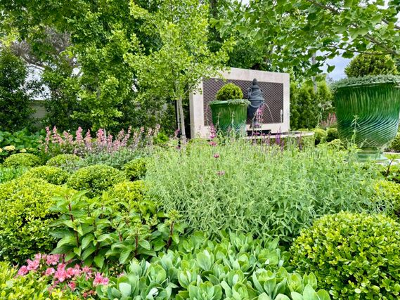 Urban Luxe - Andrew Stark Gardens