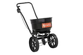 AGRI-FAB 22.68kg (50lb) Deluxe Push Spreader