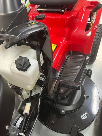 Victa VSX 42" 20hp  V twin, Hydro, Fab Deck Garden Tractor