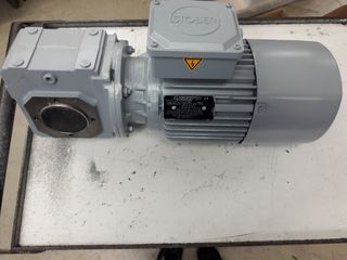 GEAR MOTOR CPL S102VG 0140 SD90S41G