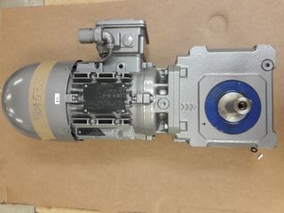 GEAR MOTOR 1.1KW SU 455S 81NL4 S-TH-IG 200/400V