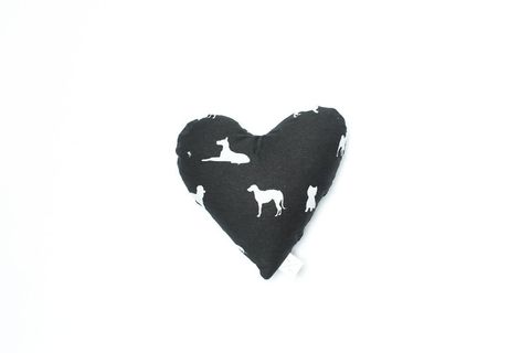 MOG AND BONE PRINTED HEART SOFT TOY BLACK DOG