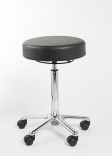 Ergo Stool D390mm, 200mm Gas Chrome, Chrome base, Blk Vyl