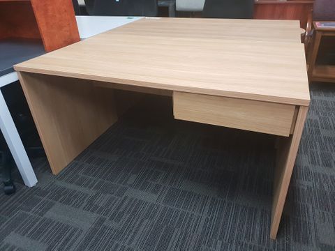 Harris Desk 1 Small Dr L1350 x D750 H725mm SS