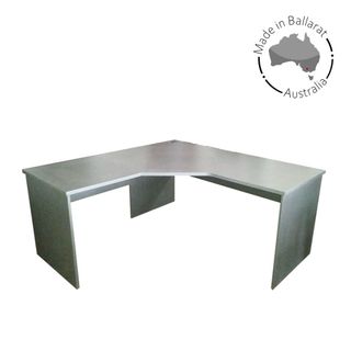 Nelson CWS 1800 x 1800 x D750 x H725mm 3p Splay L1