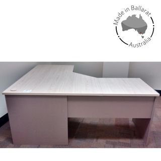 Nelson CWS 1800 x 1800 x D700 x H725mm 2p Splay L2